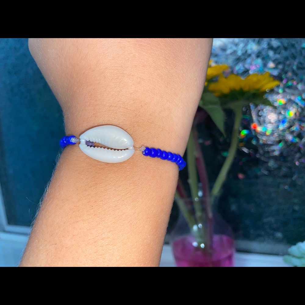 white shell with blue beads bracelets